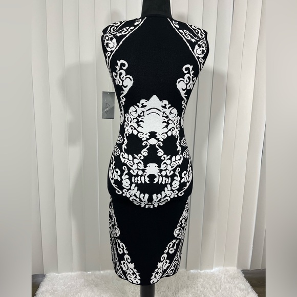 NEIMAN MARCUS x LINE Brocade Skull Print Knit Sweater Bodycon Dress Black XS - Picture 4 of 9